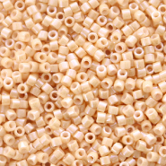 Miyuki kralen delica's 11/0 Ceylon light caramel beige DB-205
