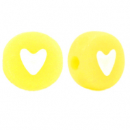 Letterkralen van acryl hartjes Yellow iris