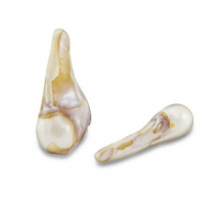 Zoetwaterparels irregular Natural white-brown