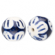 Kralen keramiek 12mm met bloem Off white-Delft blue
