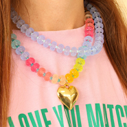 Inspiratiesets Zo creëer je sprankelende sieraden met resin beads