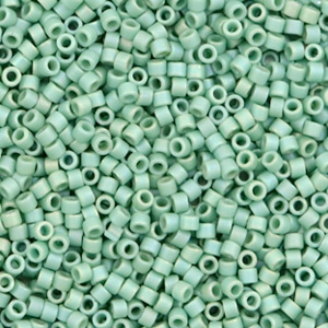 Miyuki kralen delica's 11/0 Opaque glazed frosted rainbow celadon green DB-2313