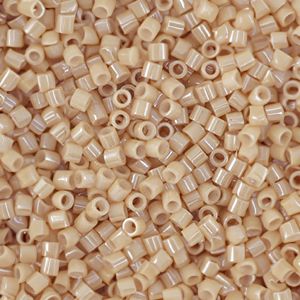 Miyuki kralen delica's 15/0 Ceylon Beige DBS0205