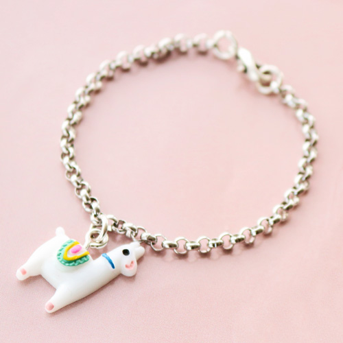Kindersieraden met unicorn hangers van resin!