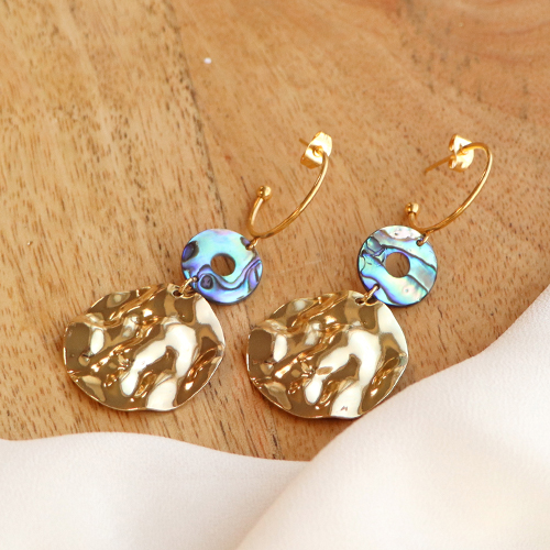 Zomerse sieraden met schelp hangers