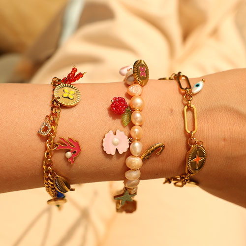 Cre&euml;er een unieke collectie met onze roestvrij stalen bedels met enamel