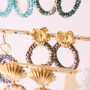 Inspiratie met kleurrijke facet hangers