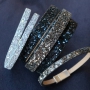 Armbanden met glitters die tijdloos, chique en feestelijk zijn gemaakt van glitterkoord met strass en glitter (imi) leer